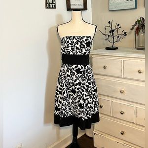 Strapless a-line dress